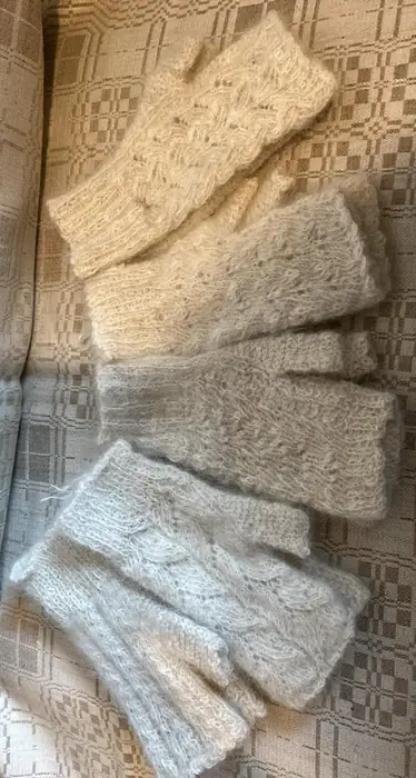 Mezgamos vilnonės pirštinės – nuotrauka 5